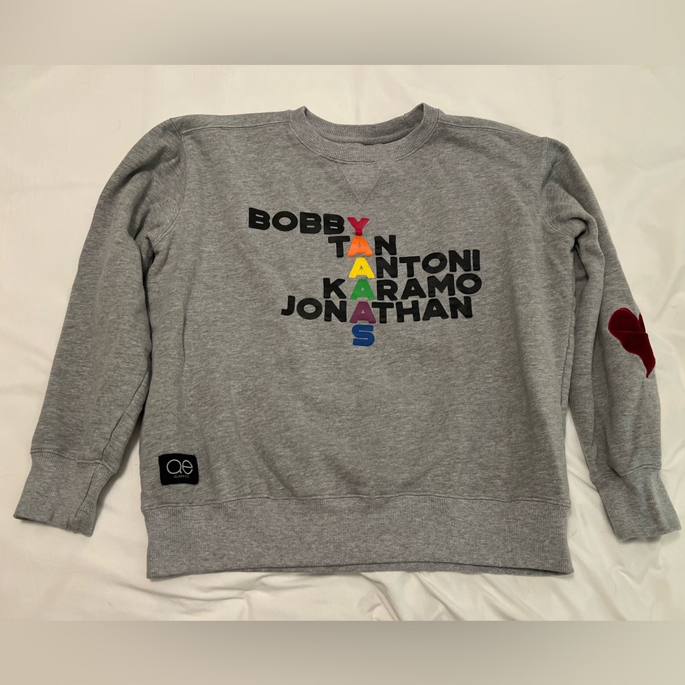 Queer Eye Fab 5 Crewneck Sweatshirt Grey Graphic Women’s Medium